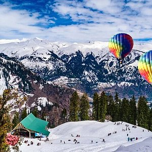 Rohtang Pass: A Himalayan Haven for Adventure Seekers”